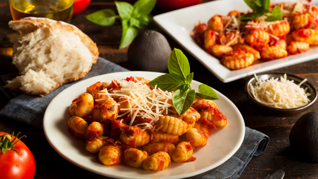 Festa del papà – Ecco sei diversi condimenti per un primo a base di gnocchi